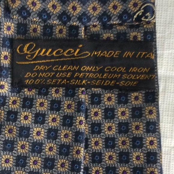 Mens Gucci Tie Made in Italy Dry Clean Only - Picture 3 of 4
